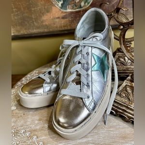EUC Shu Shop “Petula” Silver and Gold Metallic Sneakers. Gently Worn. Size 7